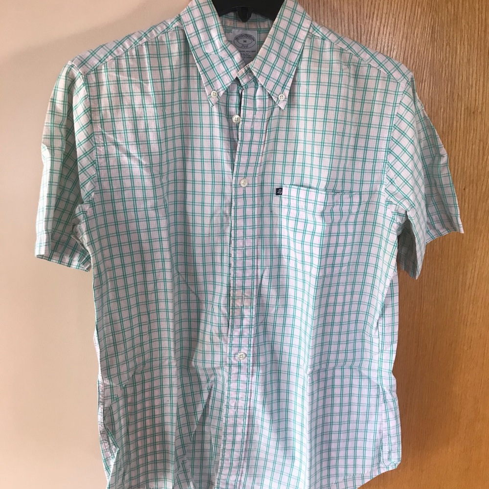 Lightly worn Short sleeve button down!